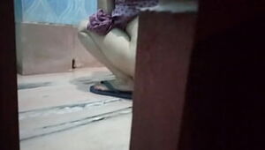 desi bhabi pissing and naughty son using his mobile quickly to take the video hiddenly